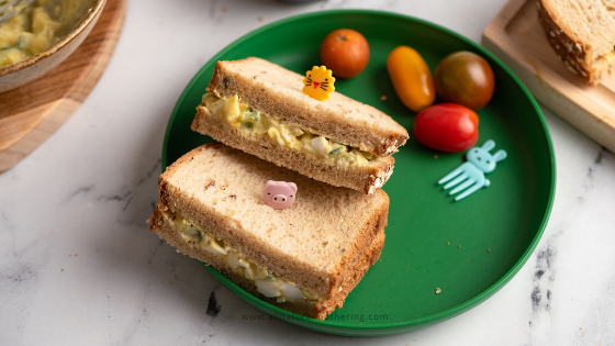 Easy Toddler Egg Sandwich ( Lunch Box Friendly!)